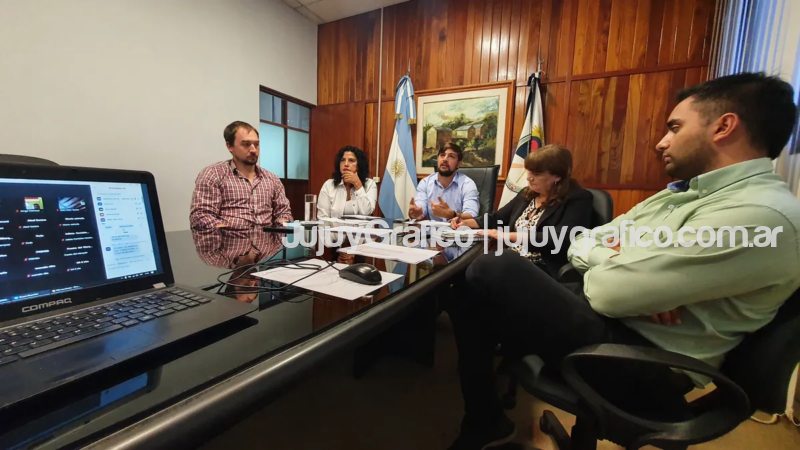 Apoyo tecnico para proyecto con fondos de la Ley de Regalias Mineras 2