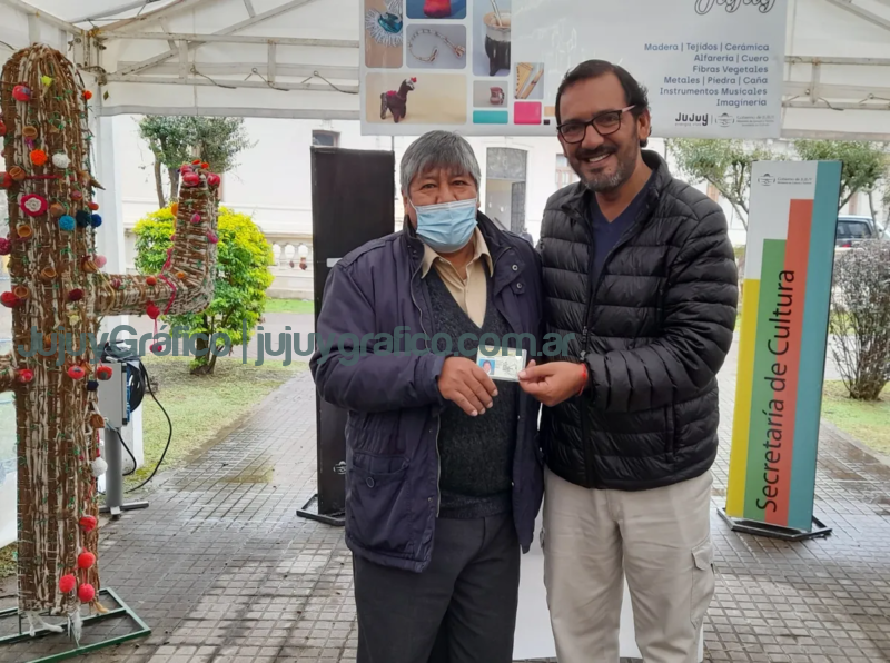 Artesanos del Gran Jujuy recibieron sus credenciales 3 Artesanos del Gran Jujuy recibieron sus credenciales 2