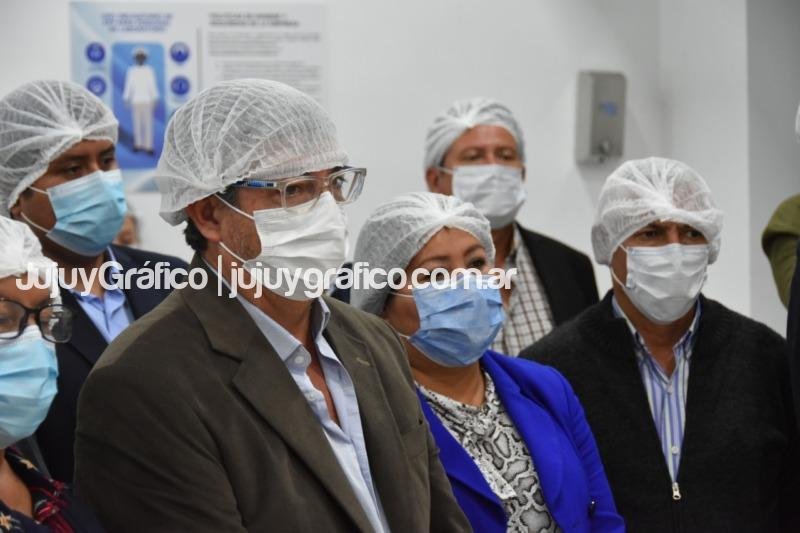 Legisladores pasearon por la planta de Xuma 2