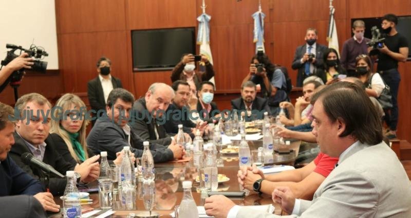 Rubén Rivarola se reunió con empresarios del transporte de carga 2 Ruben Rivarola se reunion del empresarios de transporte de carga 2