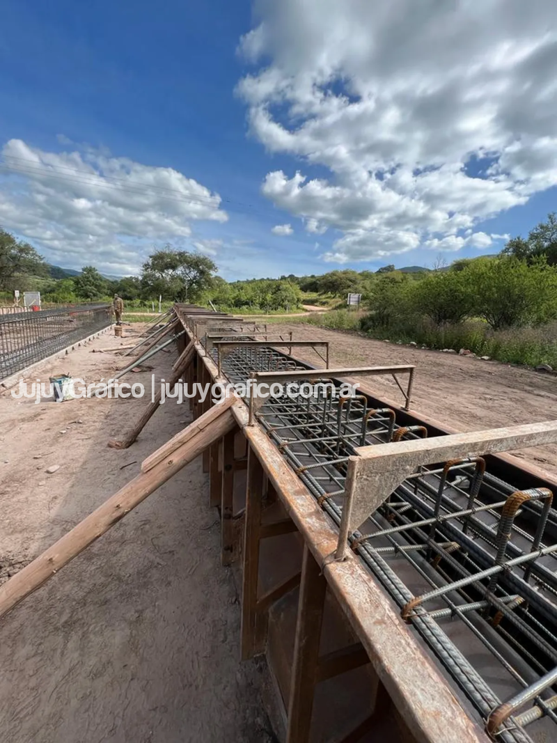 Avance del puente sobre la RP 6 del Rio Molino 3