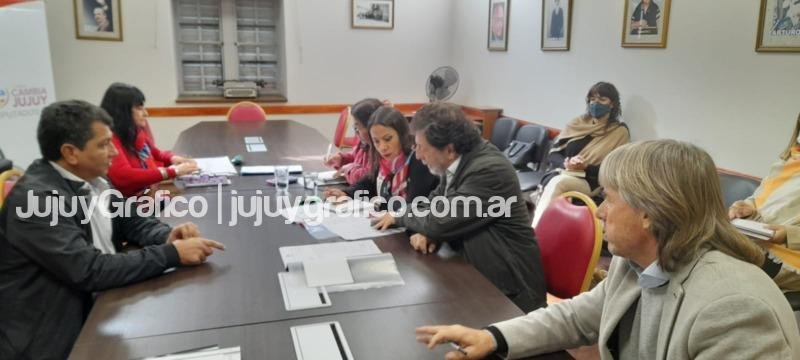 Convocan a ONGs para ocupar el tercer miembro del Comité Provincial para la Prevención de la Tortura 2 Convocan a ONGs para ocupar el tercer miembro del Comite Provincial para la Prevencion de la Tortura 1
