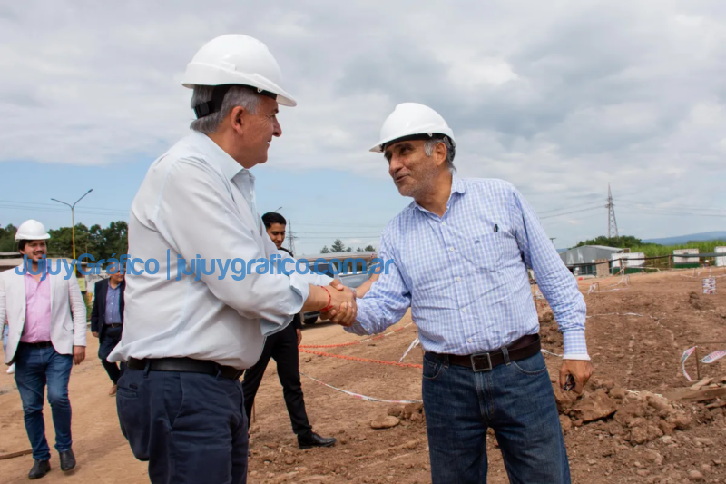 Morales paseó por la obras del nuevo hospital Oscar Orías 4 Morales paseo por la obras del nuevo hospital Oscar Orias 1