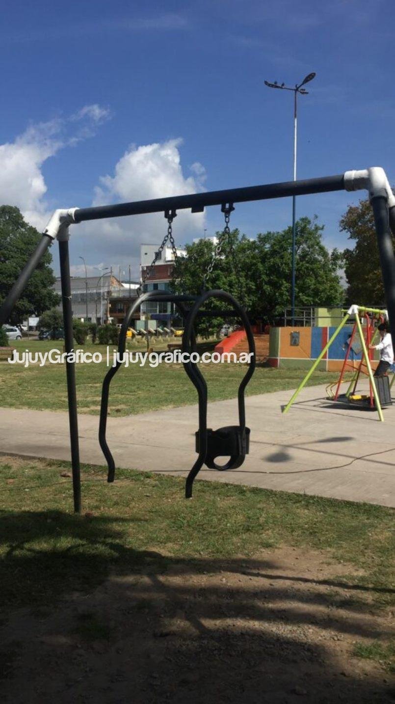 Vandalismo en plaza de los Inmigrantes 5 Vandalismo en plaza de los Inmigrantes 5