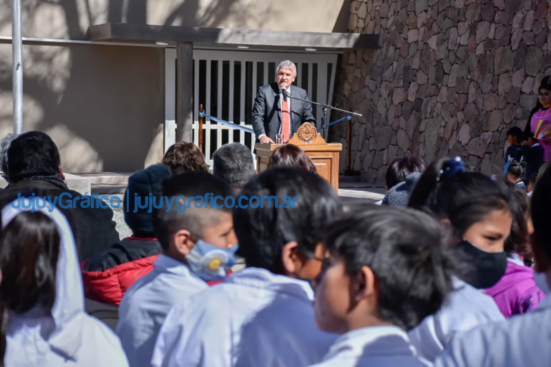Morales inauguró la escuela de Hornillos construida con la renta de Cauchari 3 Morales inauguro la escuela de Hornillos construida con la renta de Cauchari 2
