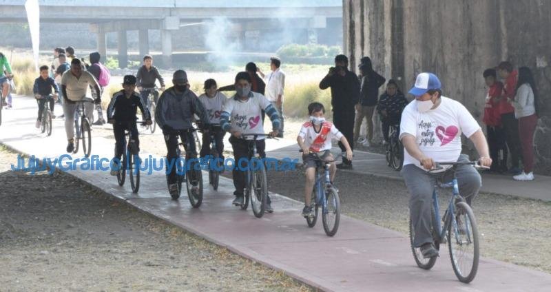 Bicicleteada y caminata por el Día del Amigo en el Xibi-Xibi 4 Bicicleteada y caminata por el Dia del Amigo en el Xibi Xibi 1