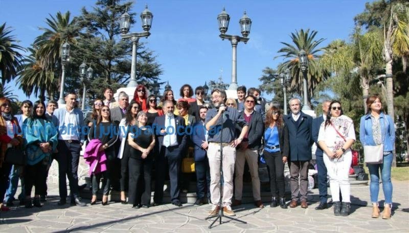 Con el 14° Festival de la Empanada se lanzó la temporada turística invernal 2 Con el 14° Festival de la Empanada se lanzo la temporada turistica invernal 3