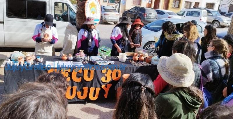 Estudiantes de Casira en el Encuentro Barro Calchaqui