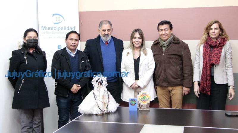 Jorge recibió al cónsul de Bolivia 3 Jorge recibio al consul de Bolivia 3