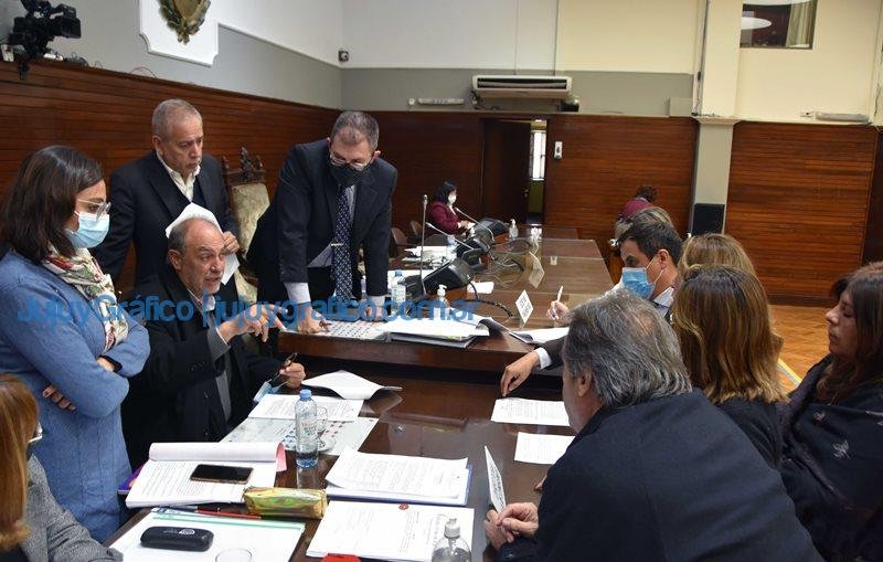 La Legislatura aprobo la creacion de la Defensoria del Nino 7