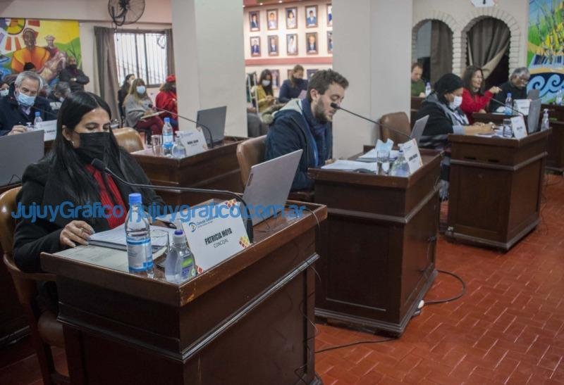Se aprobó la habilitación de las licencias Taxi de Radio Llamada 2 Se aprobo la habilitacion de las licencias Taxi de Radio Llamada 3