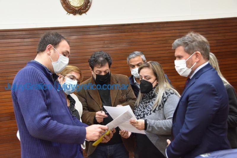 Se creó la Compañía de Seguros de Jujuy S.E. 3 Se creo la Compania de Seguros de Jujuy S.E. 2