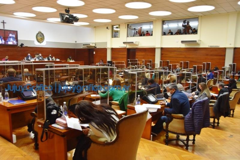 Se creó la Compañía de Seguros de Jujuy S.E. 4 Se creo la Compania de Seguros de Jujuy S.E. 4