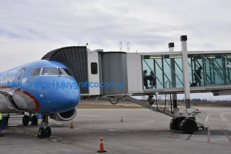 Se inauguro el vuelo Jujuy Mendoza de Aerolineas 6 rutas aéreas