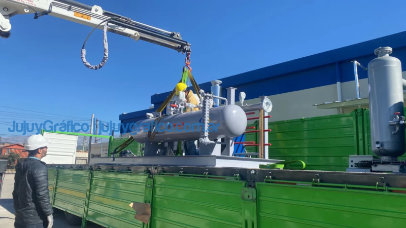 Xuma recibio nuevas maquinarias para la elaboracion de bidones de 6 litros y agua gasificada y saborizada 5