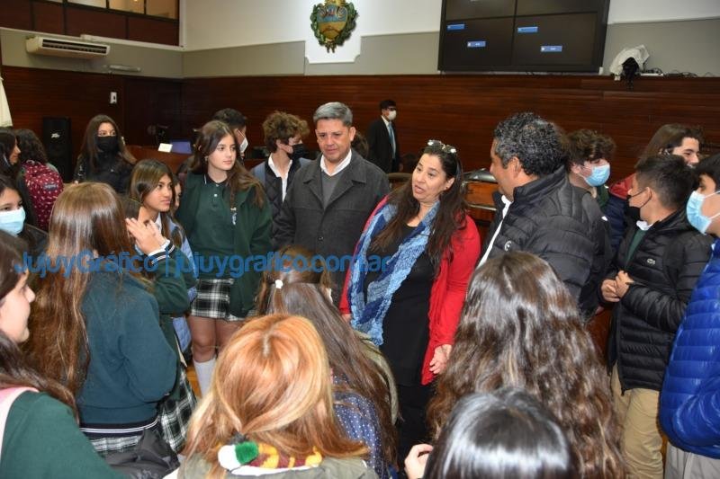 Alumnos del José Hernández visitaron la Legislatura 3 Alumnos del Jose Hernandez visitaron la Legislatura 2
