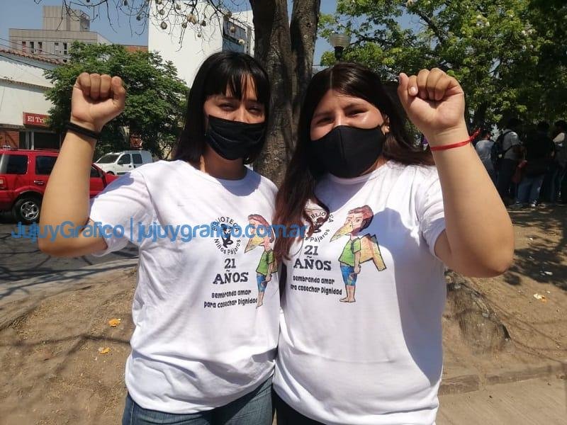 Sobreseen a las militantes imputadas por las pintadas contra Morales 2 Ana Julia Ramos y Marisol Velazquez