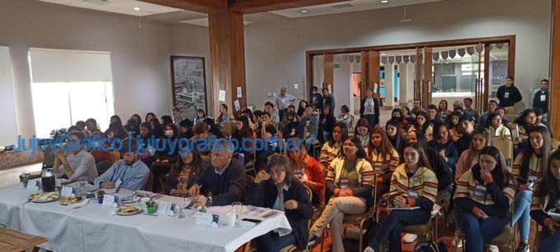 Ledesma realizó el primer hackathon emprendedor para jóvenes 6 Ledesma realizo el primer hackathon emprendedor para jovenes 3