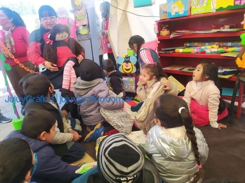 Propuestas de alfabetización inicial y matemática en la Feria del Libro Jujuy 2 Propuestas de alfabetizacion inicial y matematica en la Feria del Libro Jujuy 2