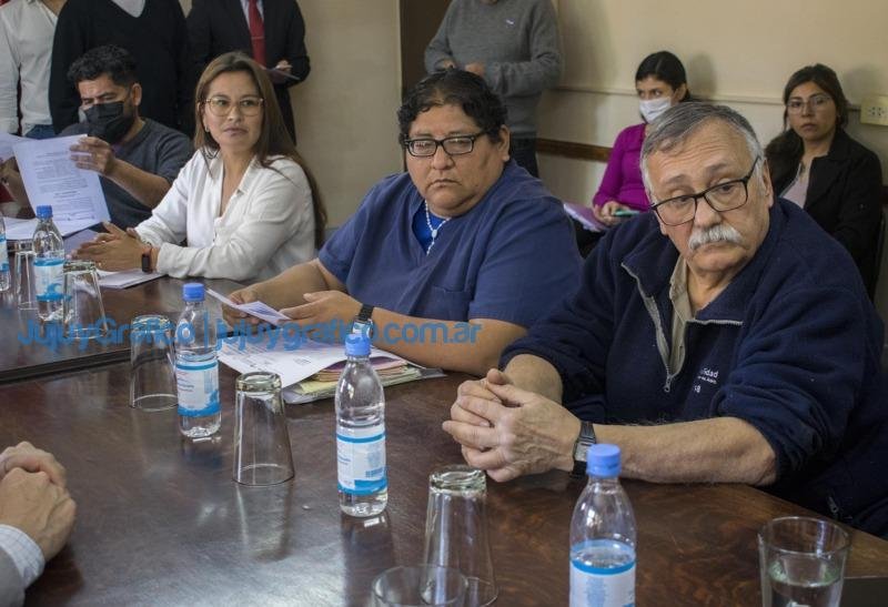 Reunión de concejales con Gastón Millón y Ricardo Hueda 2 Reunion de concejales con Gaston Millon y Ricardo Hueda 1