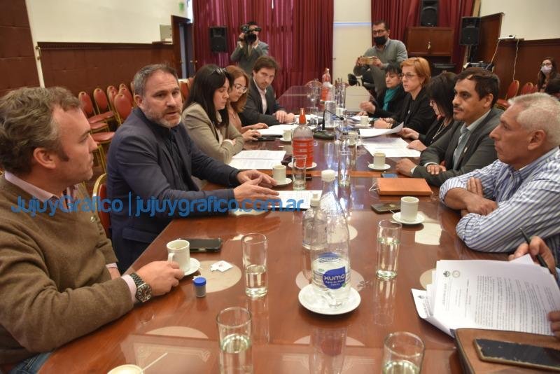 Reunión para profesionalización de guías turísticos 26 Reunion para profesionalizacion de guias turisticos 3
