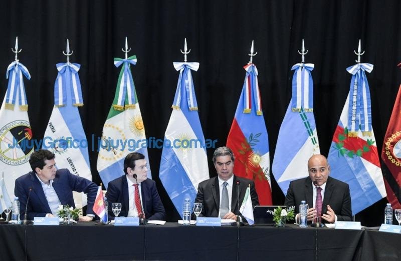 Manzur propondra incluir en el proyecto de Presupuesto 2023 la construccion del Corredor Bioceanico del Norte Grande 1