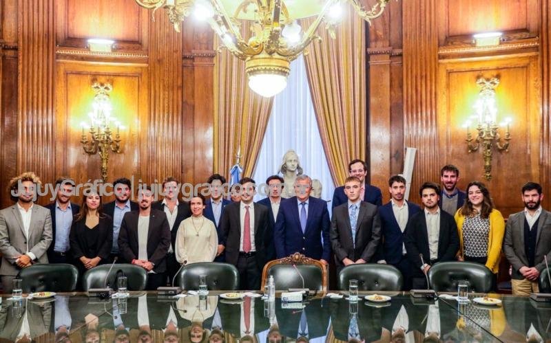 Morales con la nueva generación de empresarios 1 Morales con la nueva generacion de empresarios 1