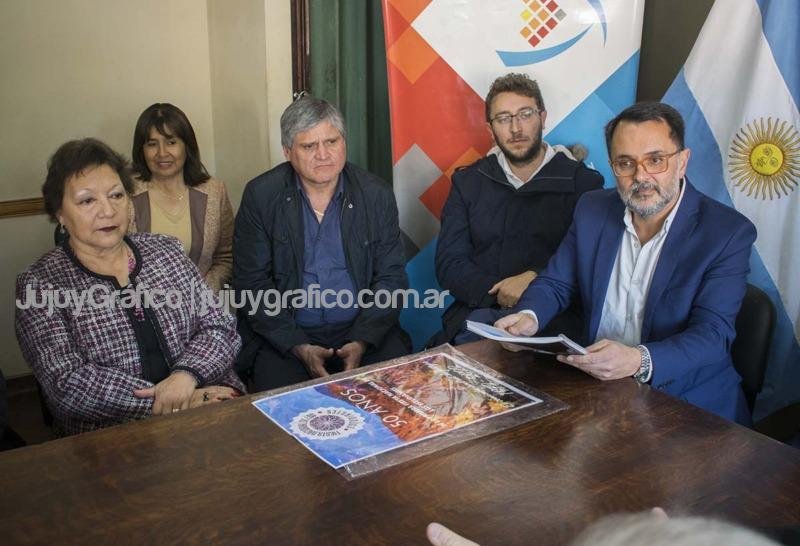 Reconocimiento a la primera comisión de la FNE 3 Reconocimiento a la primera comision de la FNE 1
