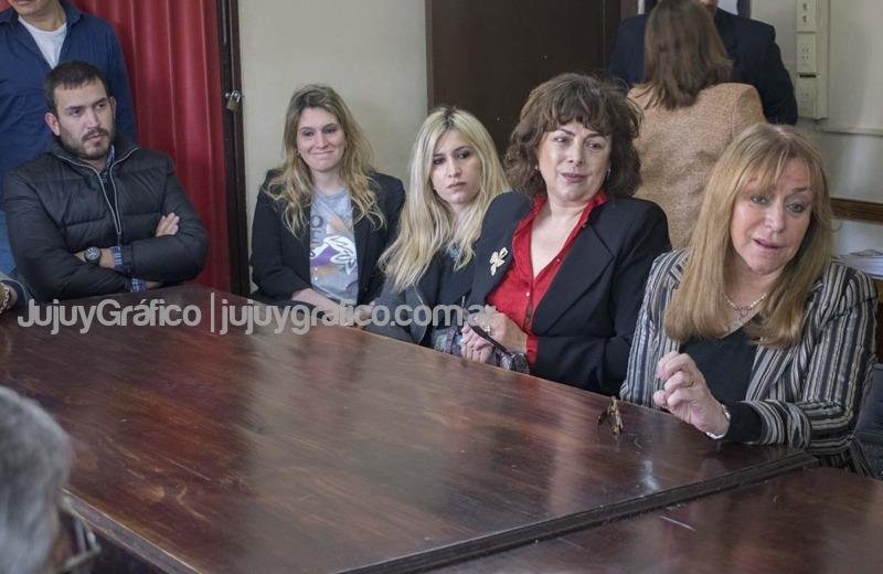 Reconocimiento a la primera comisión de la FNE 5 Reconocimiento a la primera comision de la FNE 5