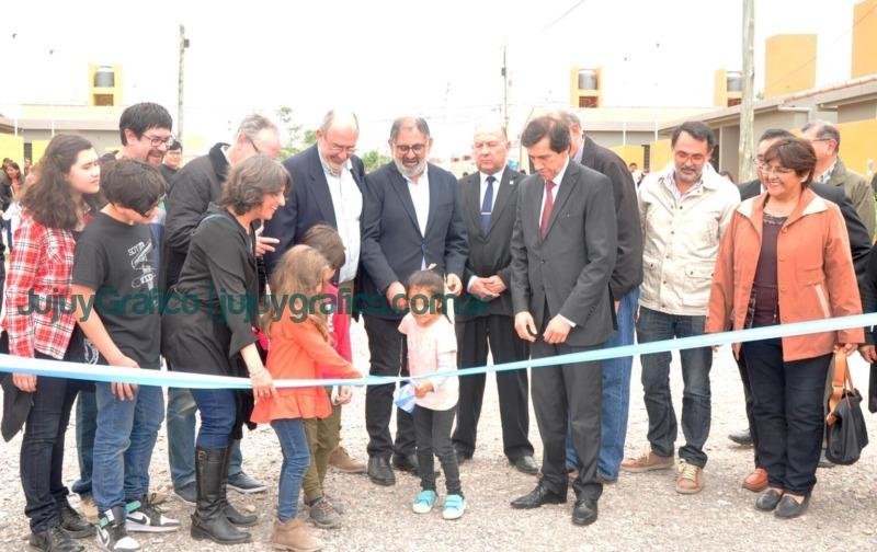 60 viviendas se entregaron en el barrio Alto Comedero 4
