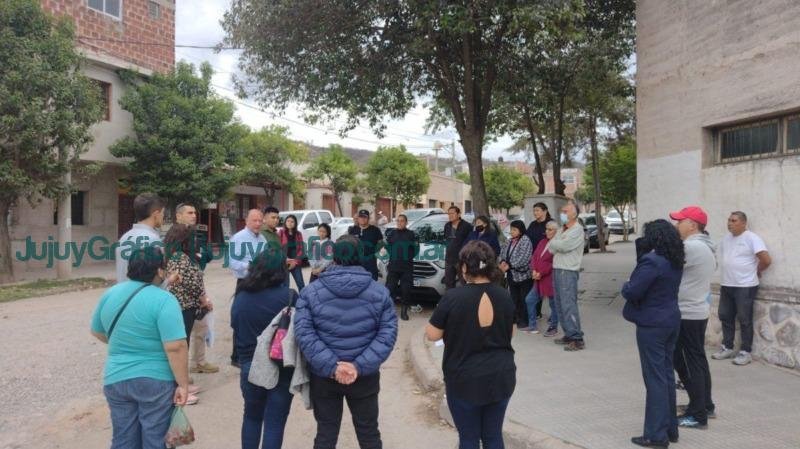 Entrega de alarma comunitaria en el barrio Mariano Moreno de Capital 3 Entrega de alarma comunitaria en el barrio Mariano Moreno de Capital 4