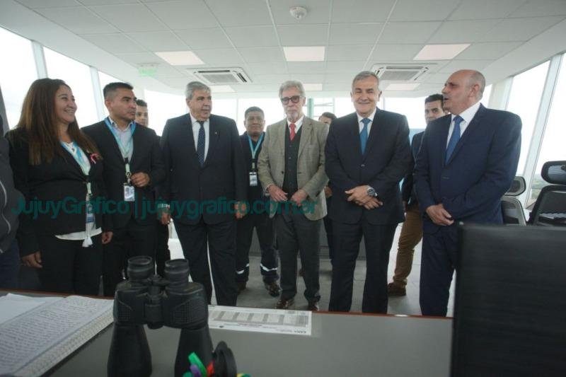 Nueva torre de control el aeropuerto "Gobernador Horacio Guzmán" 4 Nueva torre de control el aeropuerto Gobernador Horacio Guzman 3