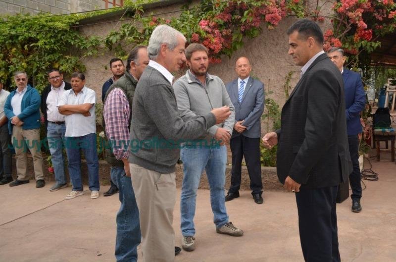 Policía Rural recibió motos destinadas al patrullaje preventivo en Puesto Viejo 3 Policia Rural recibio motos destinadas al patrullaje preventivo en Puesto Viejo 4