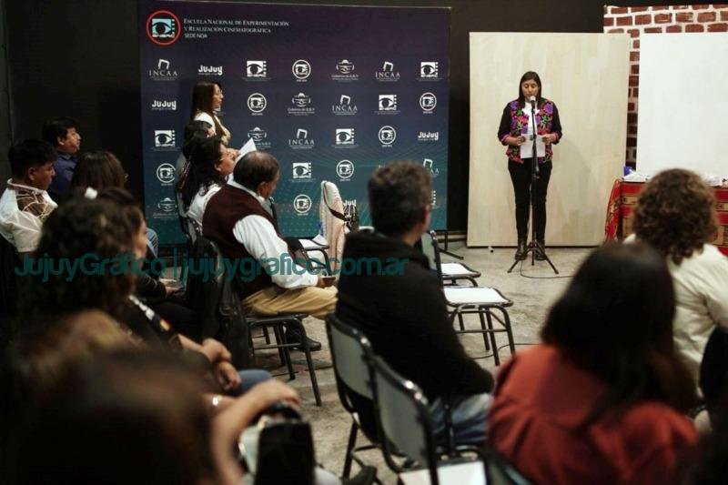 Presentaron documental de Educación Intercultural Bilingüe 1 Presentaron documental de Educacion Intercultural Bilingue 1