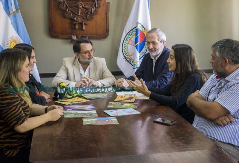 Reconocimiento a libros sobre Fauna Autoctona 3