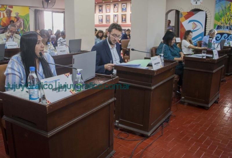 Entró el Presupuesto municipal 2023 en el Concejo y se aprobó el aumento de taxi 6 Entro el Presupuesto municipal 2023 en el Concejo y se aprobo el aumento de taxi 3