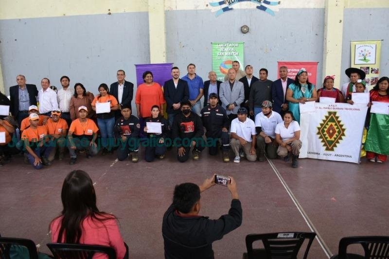 Equipamiento e insumos para la lucha contra el dengue 2