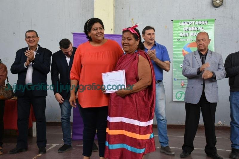 Equipamiento e insumos para la lucha contra el dengue 3