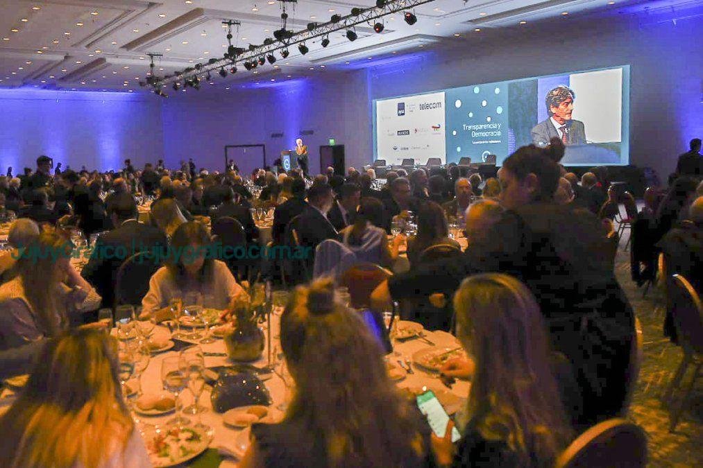 Gerardo Morales y Tulia Snopek, en la Cena Anual de Poder Ciudadano 2 Gerardo Morales y Tulia Snopek en la Cena Anual de Poder Ciudadano 4