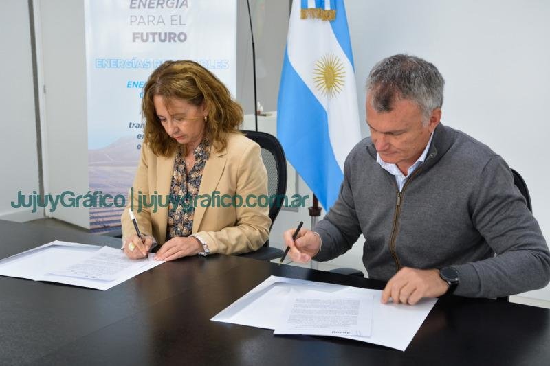 Ledesma y Educación Provincial firmaron acuerdo de cooperación 19 Ledesma y Educacion Provincial firmaron acuerdo de cooperacion 2
