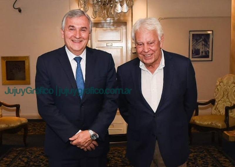 Morales con el expresidente español Felipe González 9 Morales con el expresidente espanol Felipe Gonzalez 1