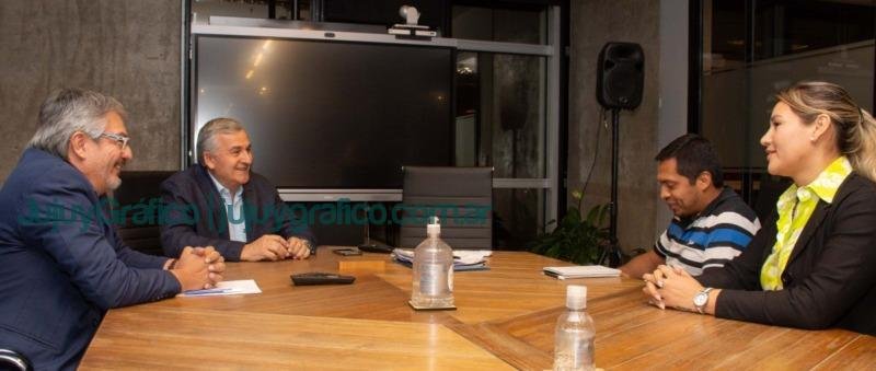 Morales con sindicalistas azucareros de La Esperanza y Ledesma 2 Morales con sindicalistas azucareros de La Esperanza y Ledesma 1