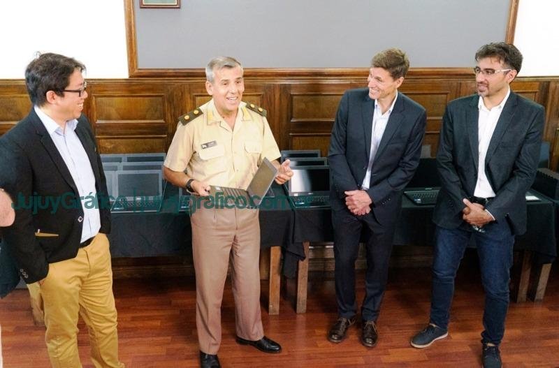 Se instalará un Aula Digital Tecno-Robótica en la única escuela de la Antártida 2 Se instalara un Aula Digital Tecno Robotica en la unica escuela de la Antartida 2