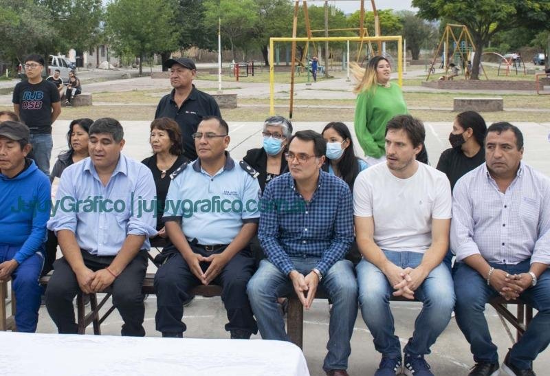 Asuncion de nuevas autoridades del Centro Vecinal 30 Hectareas 4