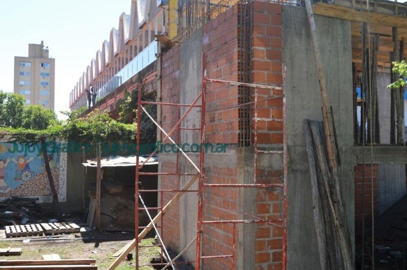 En las obras del Estadio Federación se realizan nuevo acceso y cancha 8 En las obras del Estadio Federacion se realizan nuevo acceso y cancha 1