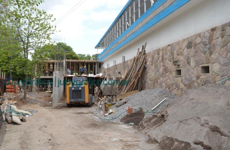 En las obras del Estadio Federación se realizan nuevo acceso y cancha 7 En las obras del Estadio Federacion se realizan nuevo acceso y cancha 4