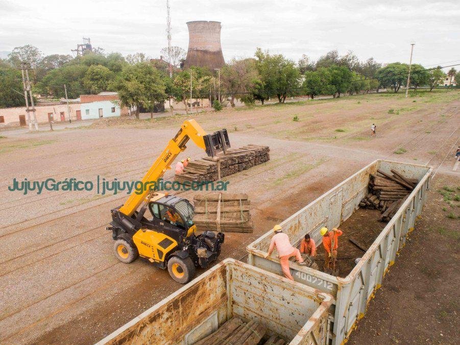 Llegaron durmientes para el Tren de la Quebrada 2