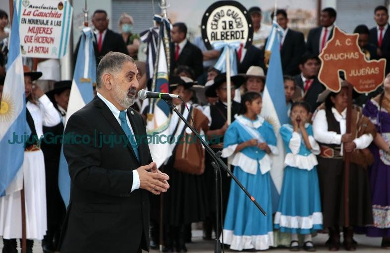 Se inauguro el monumento al General Manuel Eduardo Arias 5