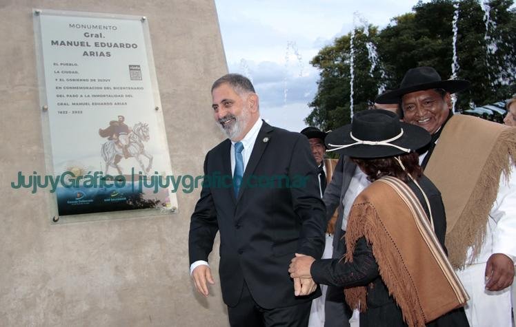Se inauguro el monumento al General Manuel Eduardo Arias 7