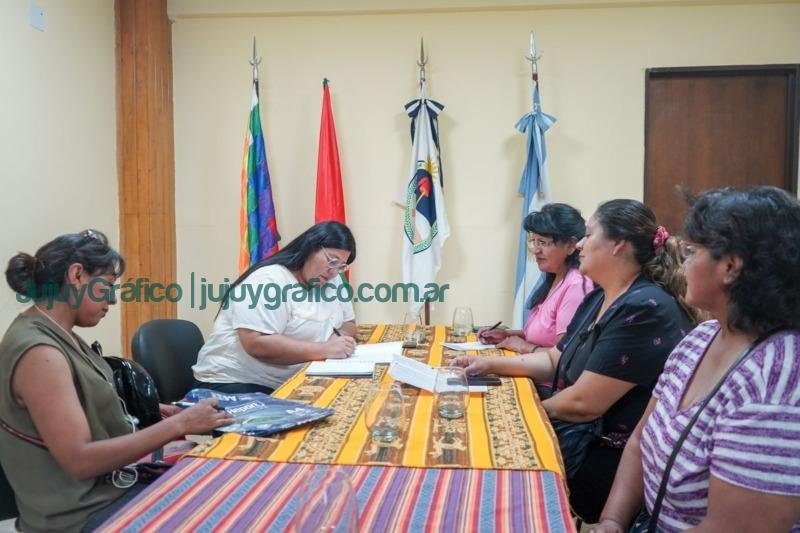Asesoramiento jurídico a la comunidad La Huerta Villa Las Rosas Pueblo Kolla 9 Asesoramiento juridico a la comunidad La Huerta Villa Las Rosas Pueblo Kolla 2